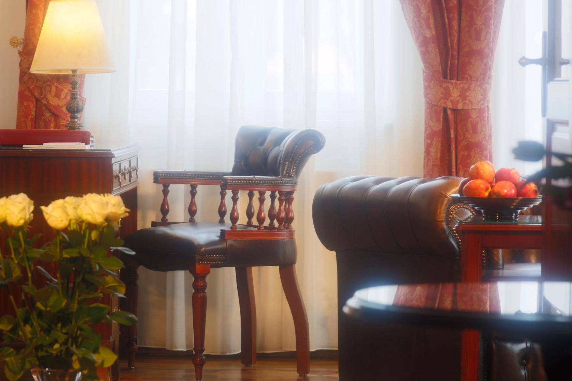 Hotel Vila Livia Karlovy Vary Dış mekan fotoğraf