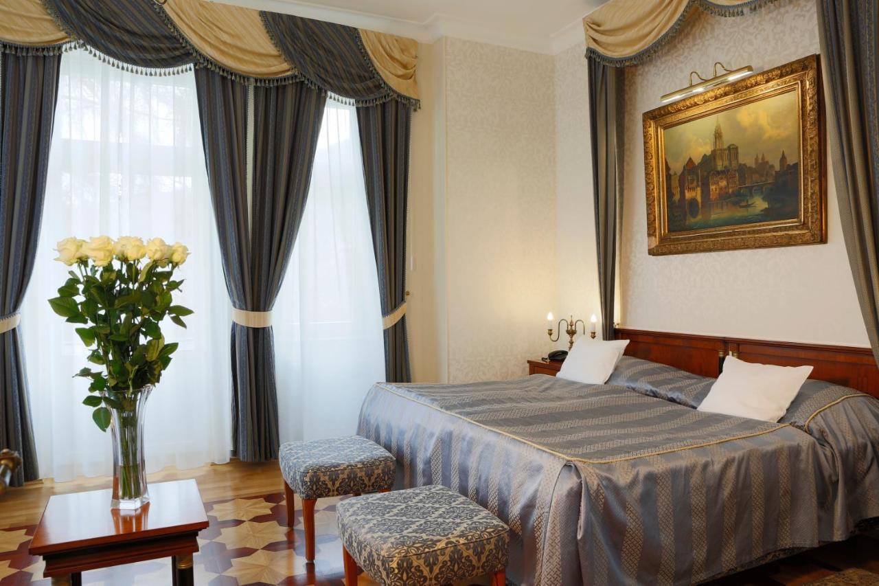 Hotel Vila Livia Karlovy Vary Dış mekan fotoğraf